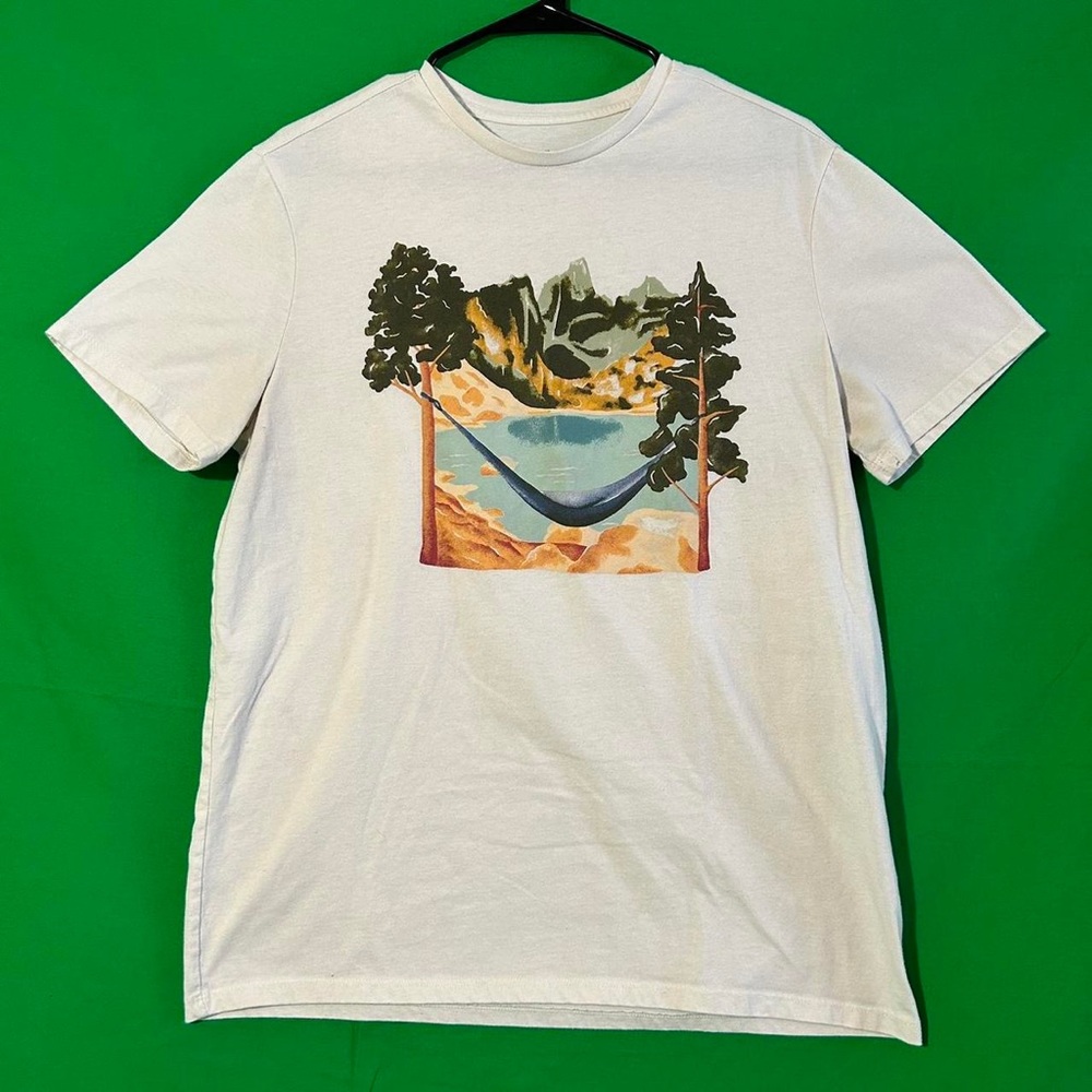 Goodfellow Graphic T - Shirt Size L